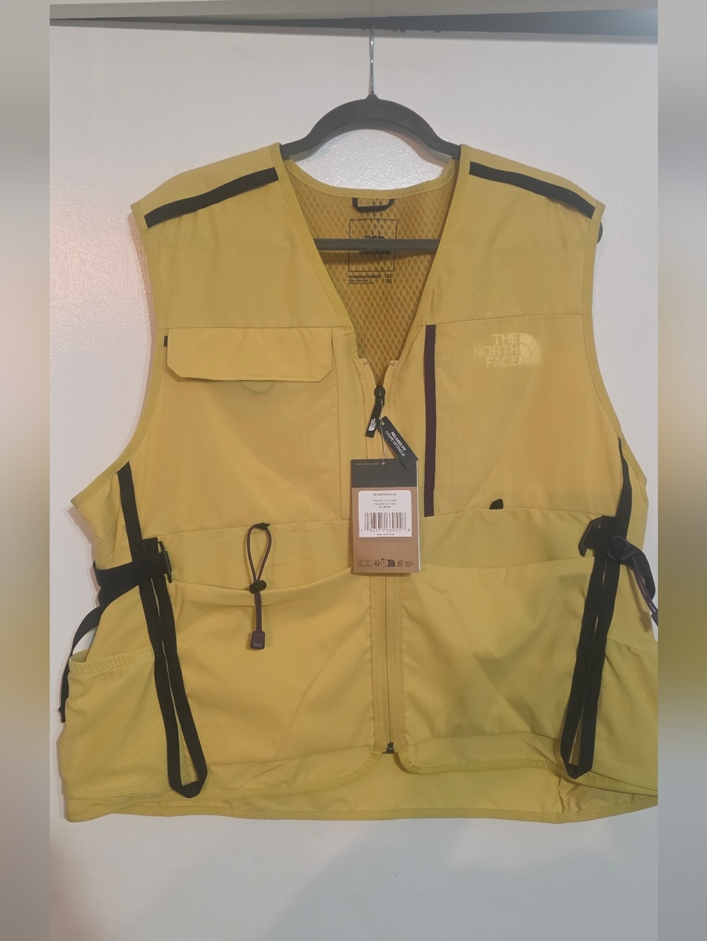 The North Face Women's  Class V Utiltiy Vest Silt Yellow Black Size XL NWT